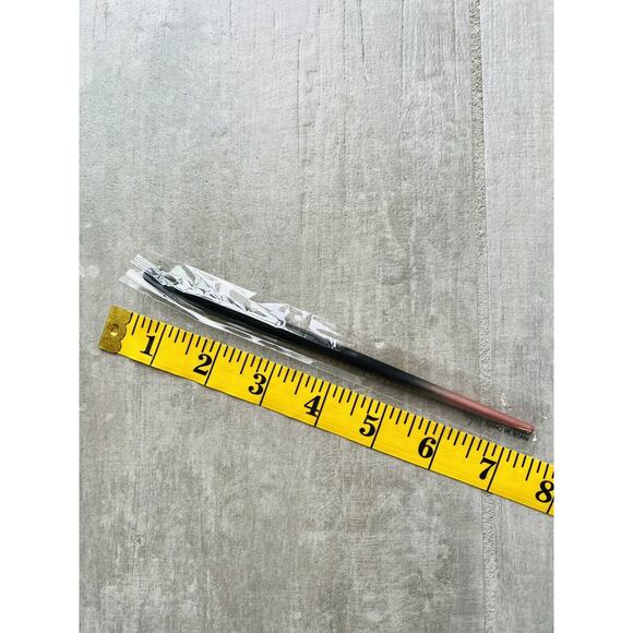 Shades By Shan Tapered Crease Brush • NEW Eyeshadow Precision Brush - Picture 5 of 5